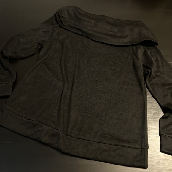 DG2 by Diane Gilman cowl neck sweater NWT - Picture 6 of 6